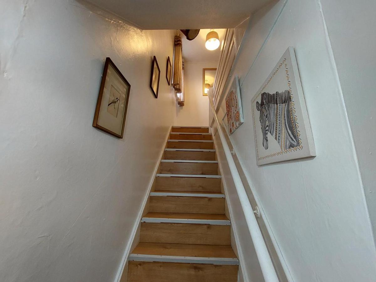 Lovely 2-Bed House In The Heart Of Woodhouse Leeds Leeds  Zewnętrze zdjęcie