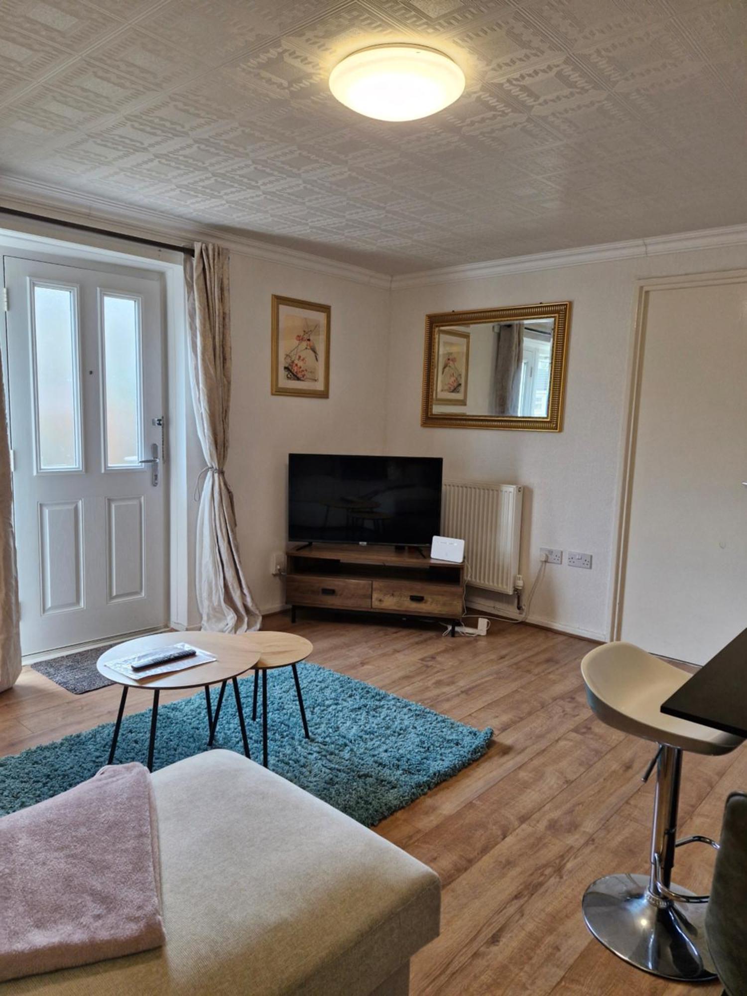 Lovely 2-Bed House In The Heart Of Woodhouse Leeds Leeds  Zewnętrze zdjęcie